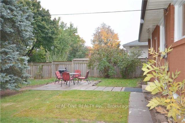 Photo 8 of Unit Bsmt Room 2, 58 Sewell Drive, Oakville, College Park — HOMEH
