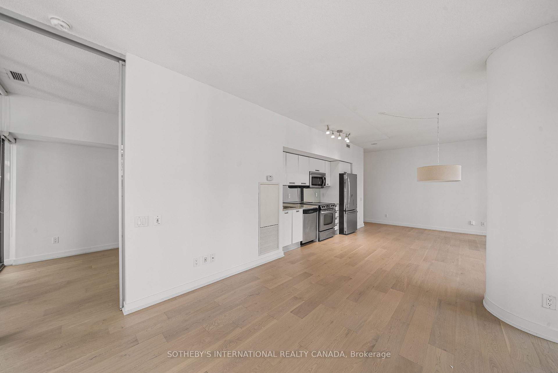 Photo 24 of Unit 1611, 33 Charles Street E, Toronto, Church-Yonge Corridor — HOMEH