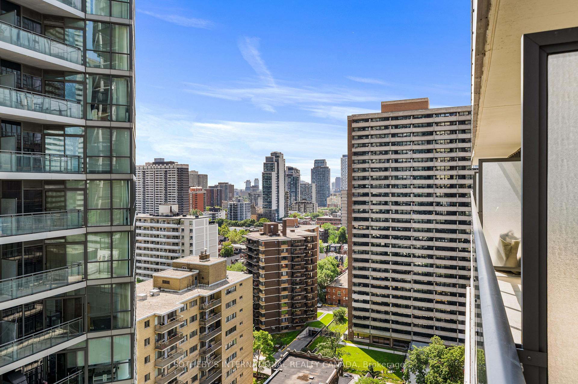Photo 48 of Unit 1611, 33 Charles Street E, Toronto, Church-Yonge Corridor — HOMEH