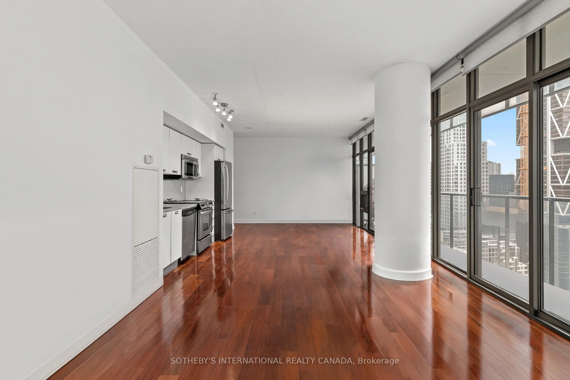 Photo 19 of Unit 1611, 33 Charles Street E, Toronto, Church-Yonge Corridor — HOMEH