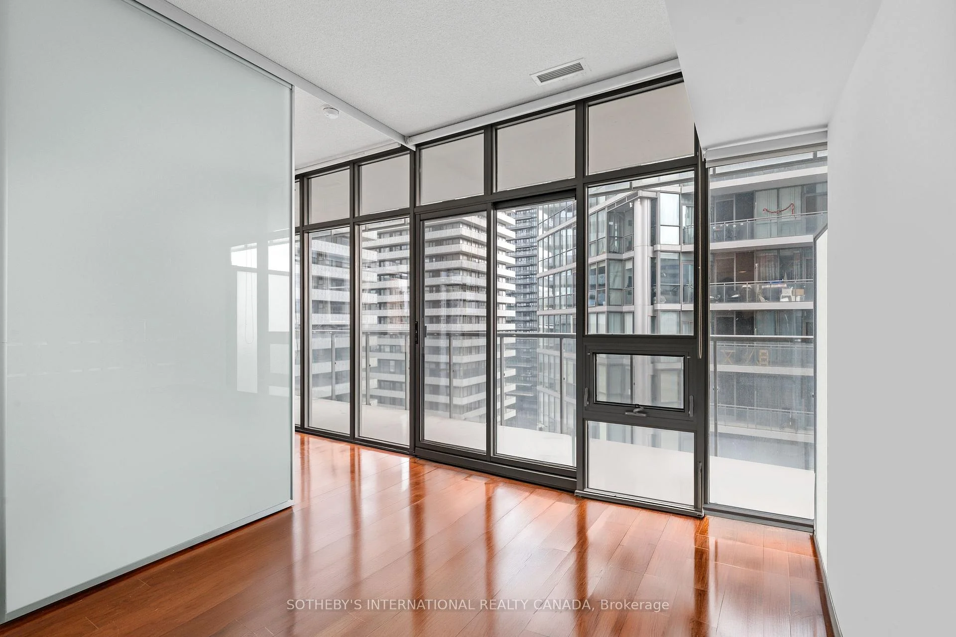 Photo 27 of Unit 1611, 33 Charles Street E, Toronto, Church-Yonge Corridor — HOMEH
