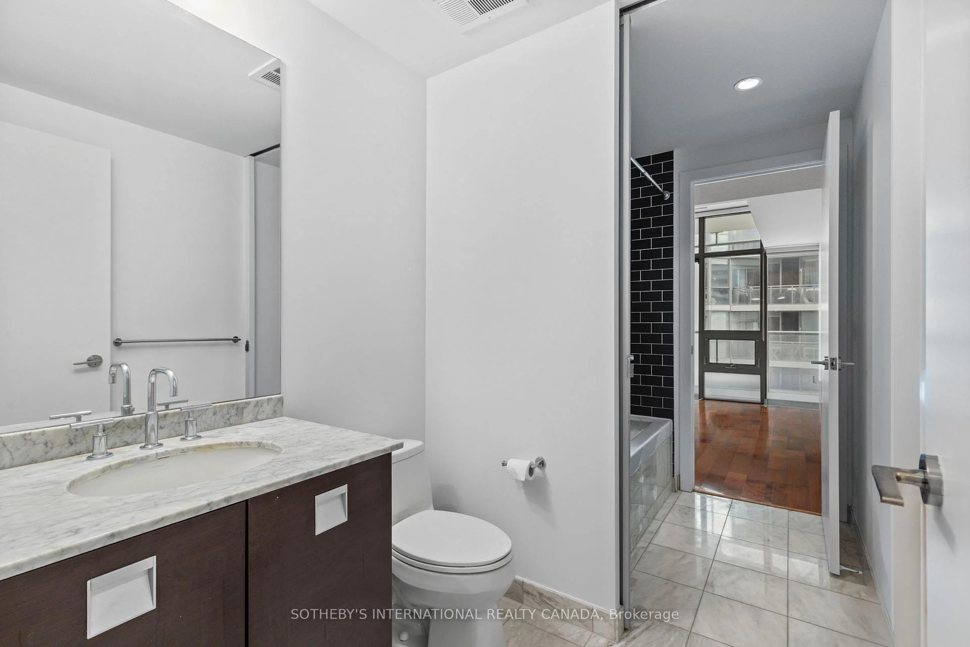 Photo 29 of Unit 1611, 33 Charles Street E, Toronto, Church-Yonge Corridor — HOMEH