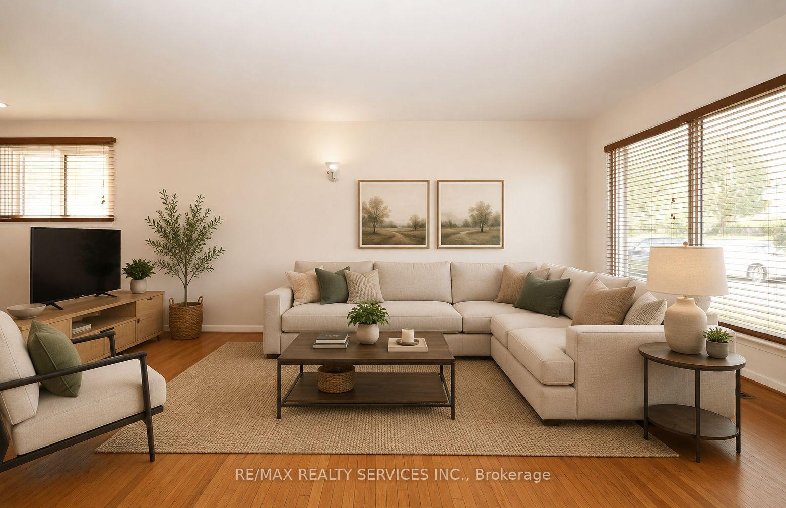 Photo 7 of 79 Cloverdale Drive, Brampton, Avondale — HOMEH