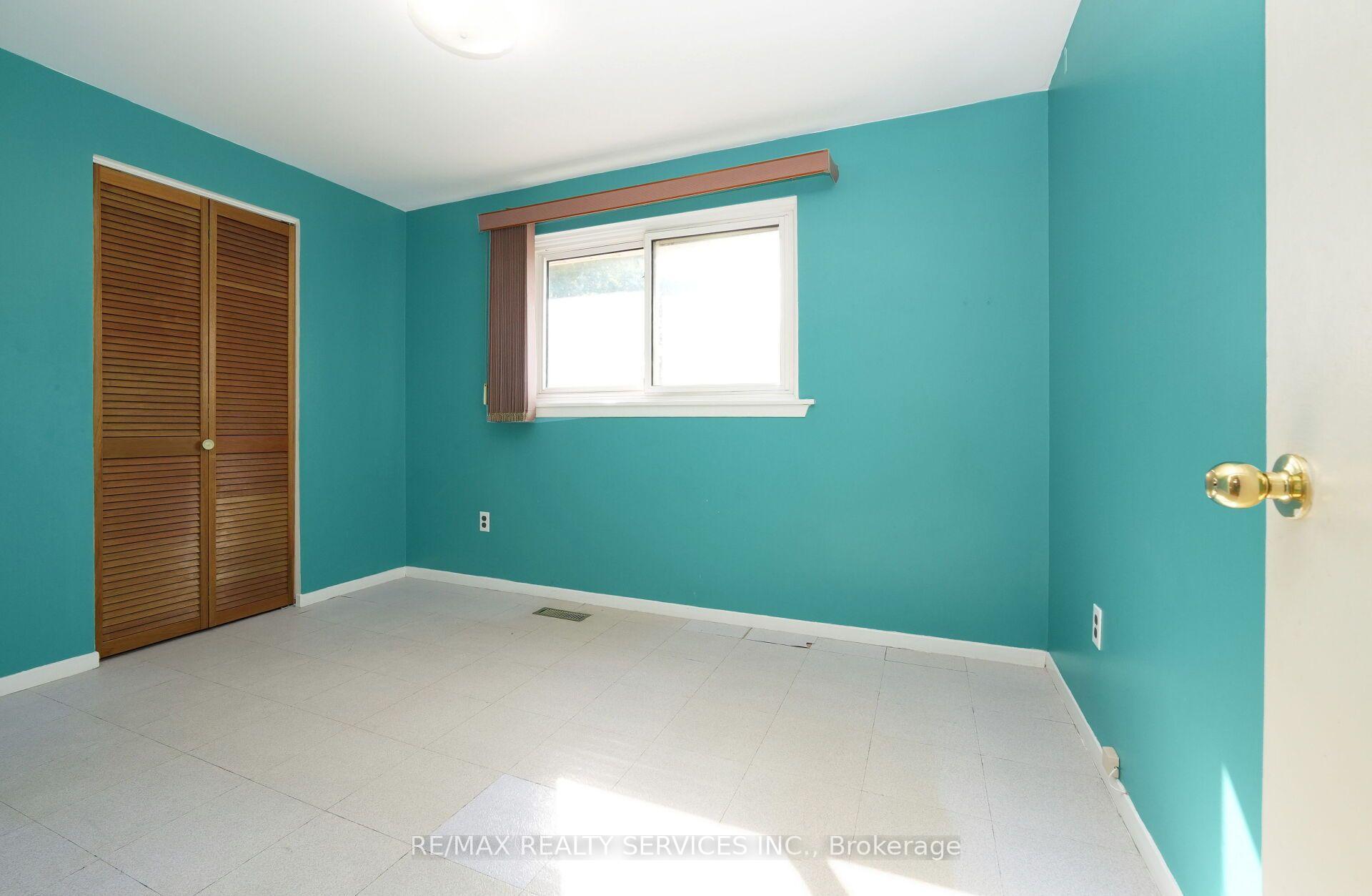 Photo 29 of 79 Cloverdale Drive, Brampton, Avondale — HOMEH