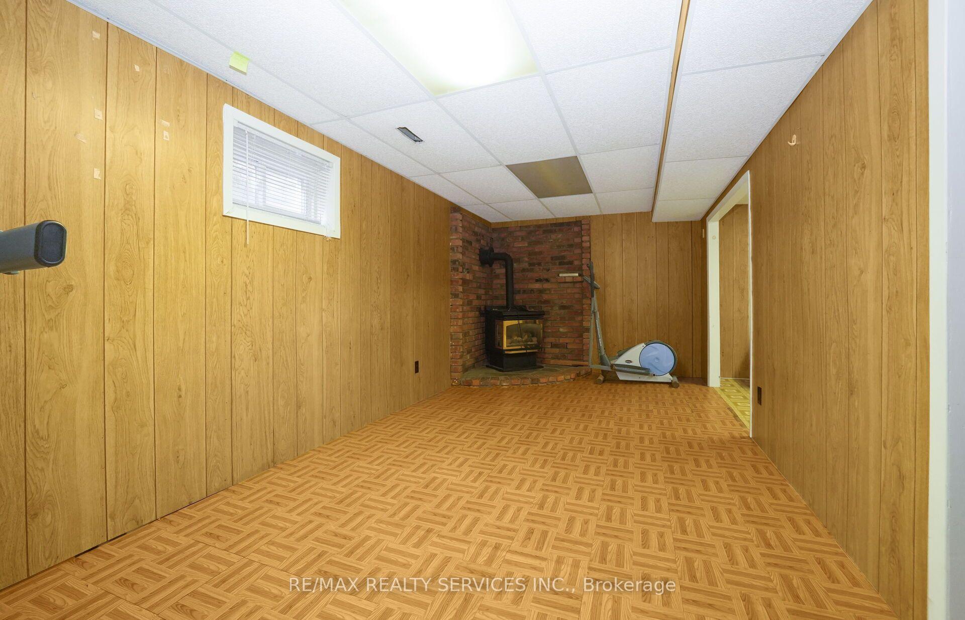 Photo 33 of 79 Cloverdale Drive, Brampton, Avondale — HOMEH