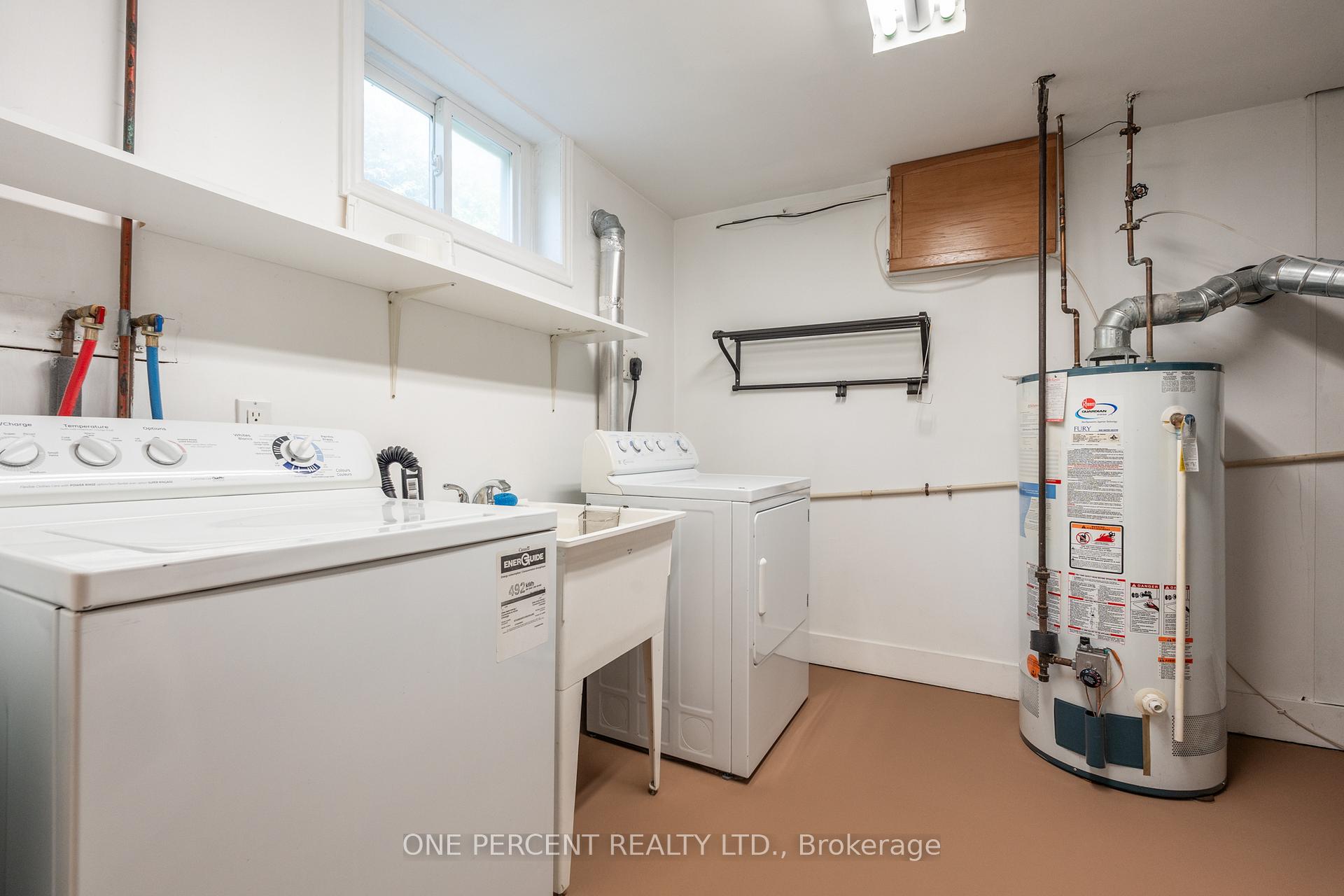 Photo 12 of 696 Peele Boulevard, Burlington, Brant — HOMEH