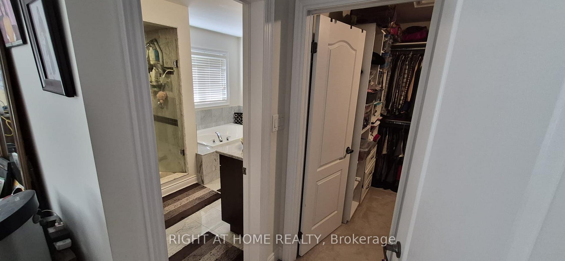 Photo 10 of 33 Abercrombie Crescent, Brampton, Northwest Brampton — HOMEH