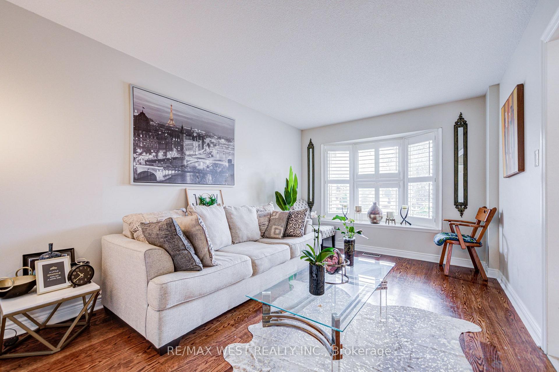 Photo 8 of 8 Ballycastle Crescent, Brampton, Heart Lake West — HOMEH