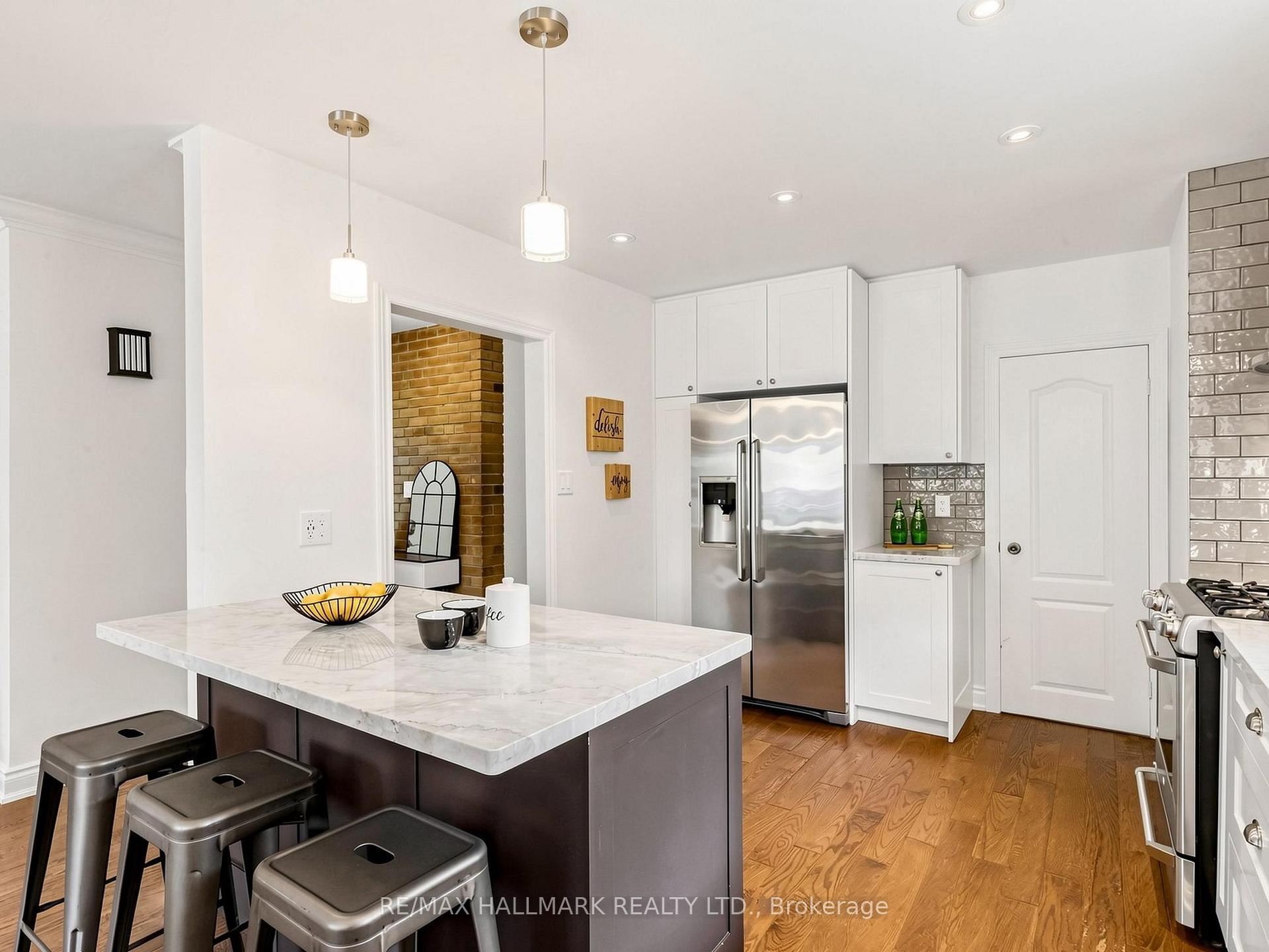Photo 15 of 7 Panmure Crescent, Scarborough, Bendale — HOMEH