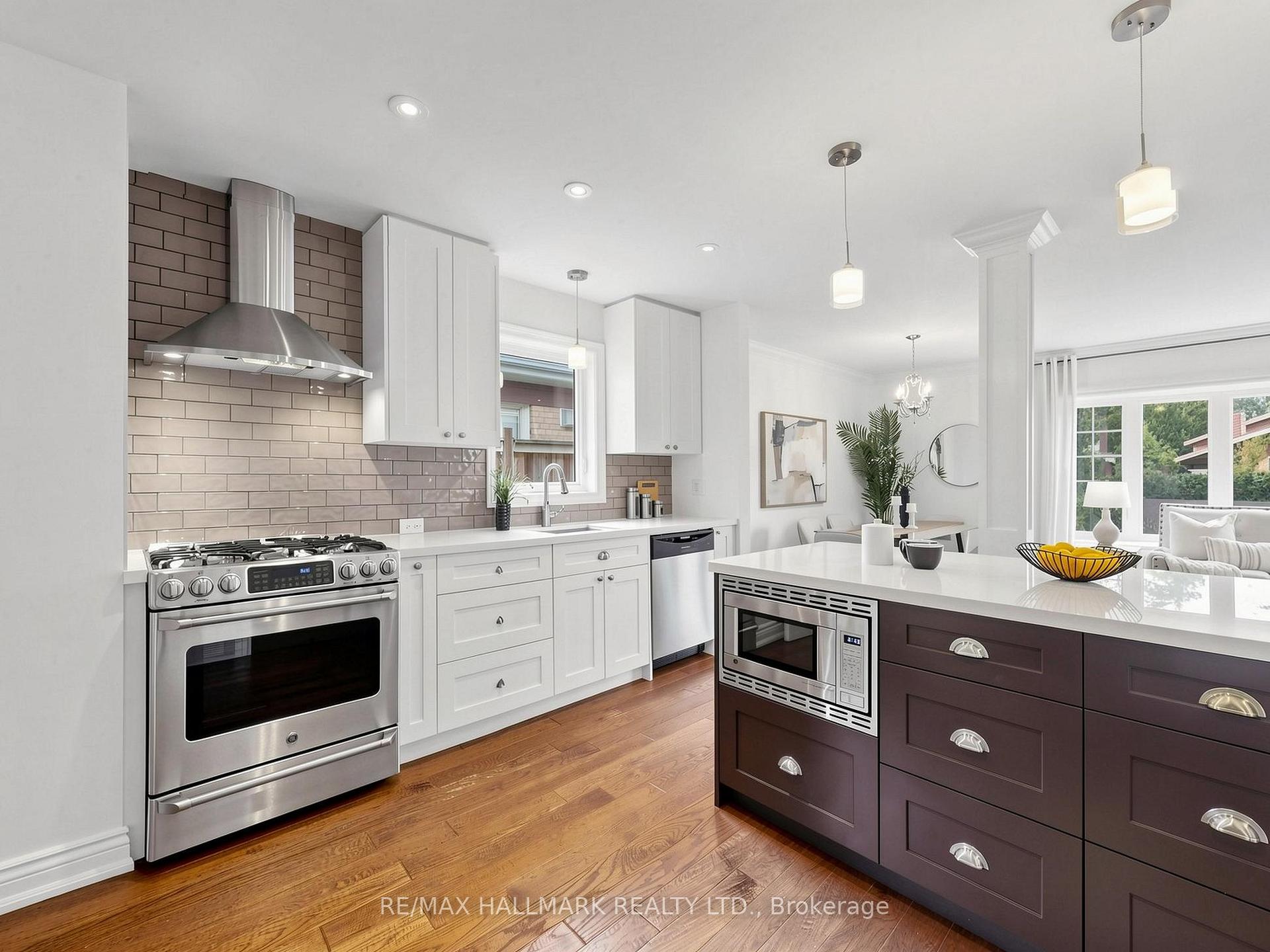 Photo 18 of 7 Panmure Crescent, Scarborough, Bendale — HOMEH