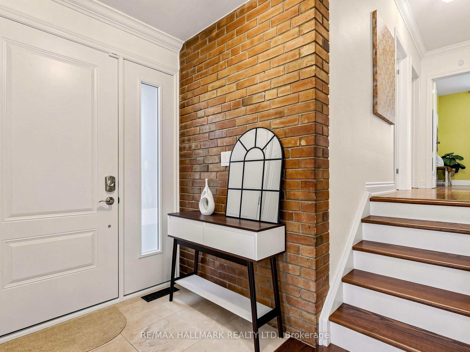 Photo 20 of 7 Panmure Crescent, Scarborough, Bendale — HOMEH