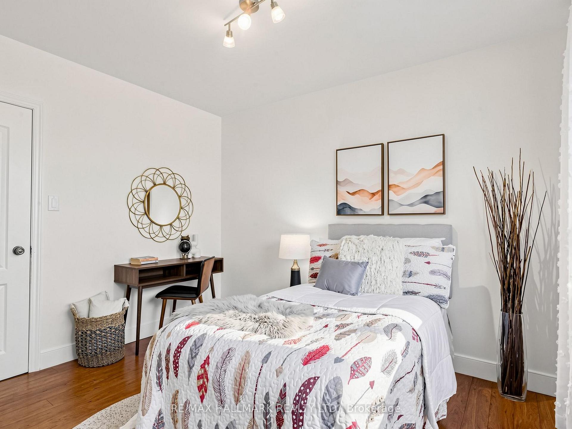 Photo 23 of 7 Panmure Crescent, Scarborough, Bendale — HOMEH