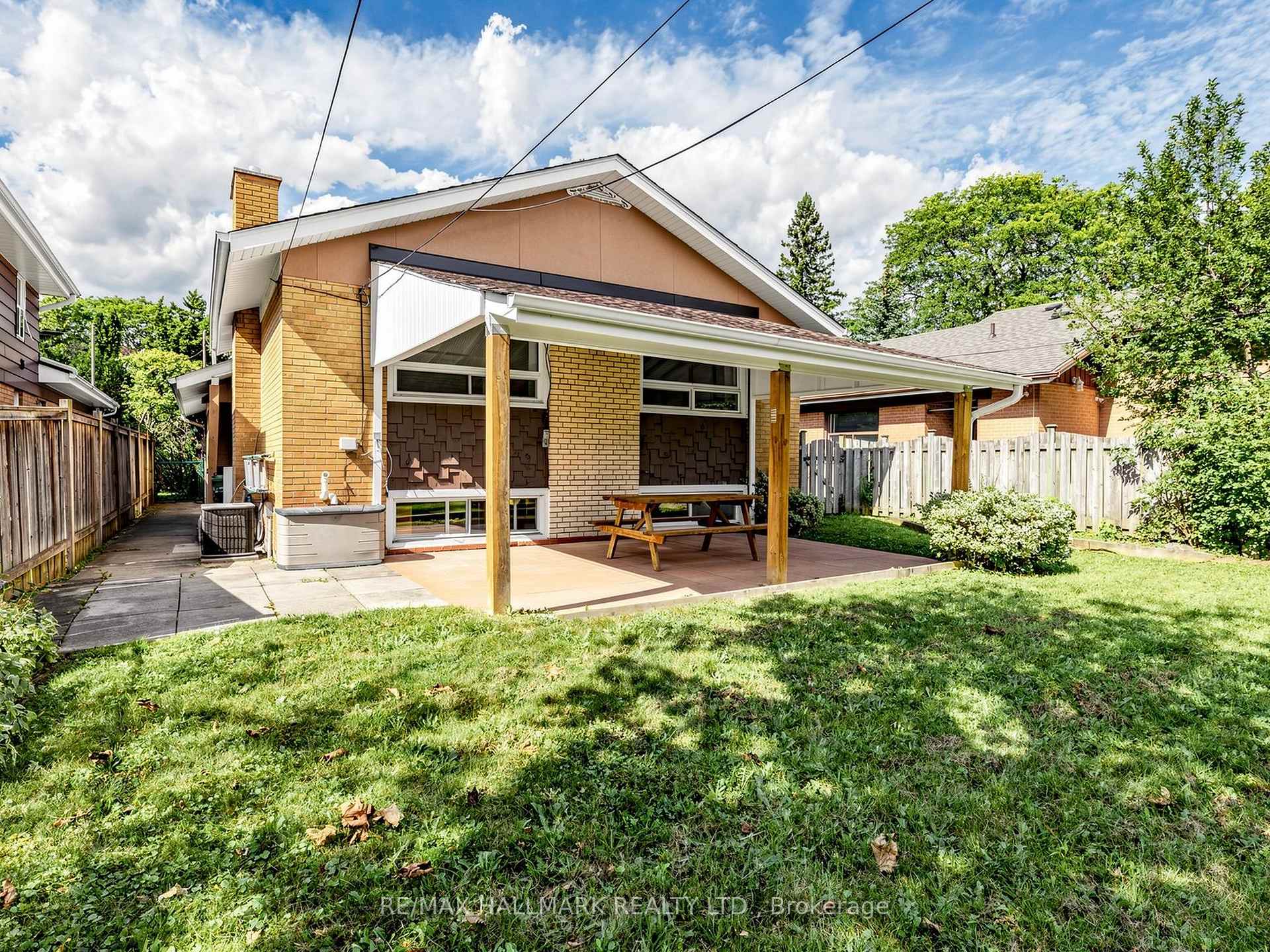 Photo 43 of 7 Panmure Crescent, Scarborough, Bendale — HOMEH