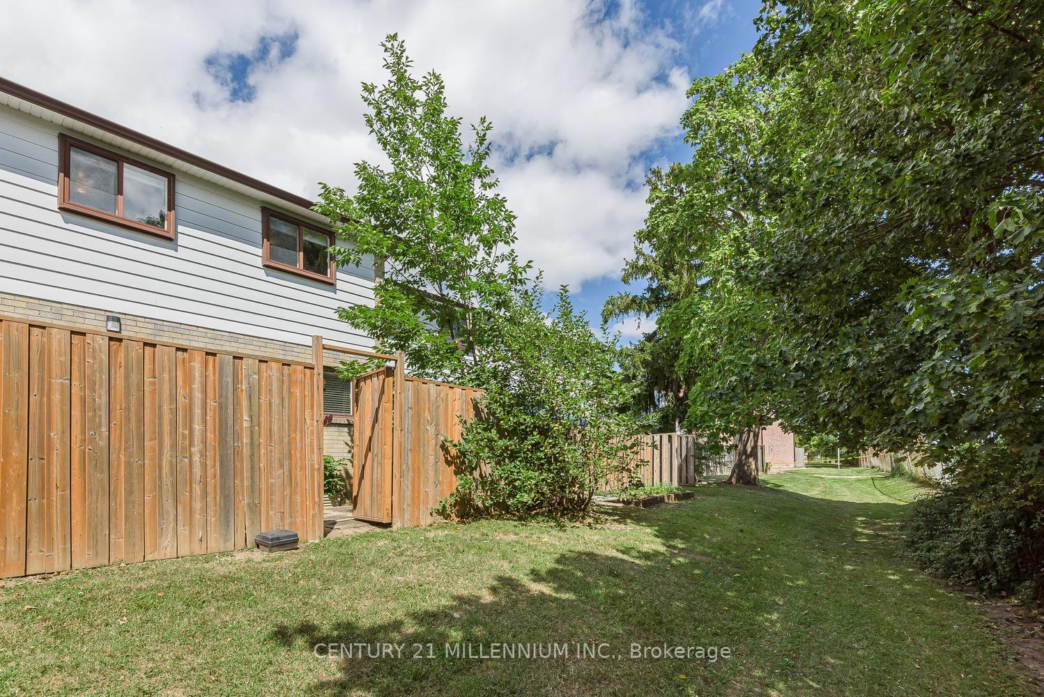 Photo 22 of 336 Fleetwood Crescent, Brampton, Southgate — HOMEH