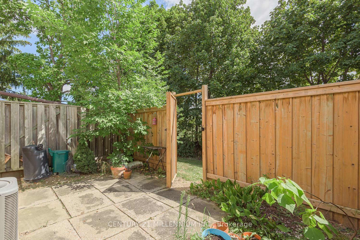 Photo 23 of 336 Fleetwood Crescent, Brampton, Southgate — HOMEH