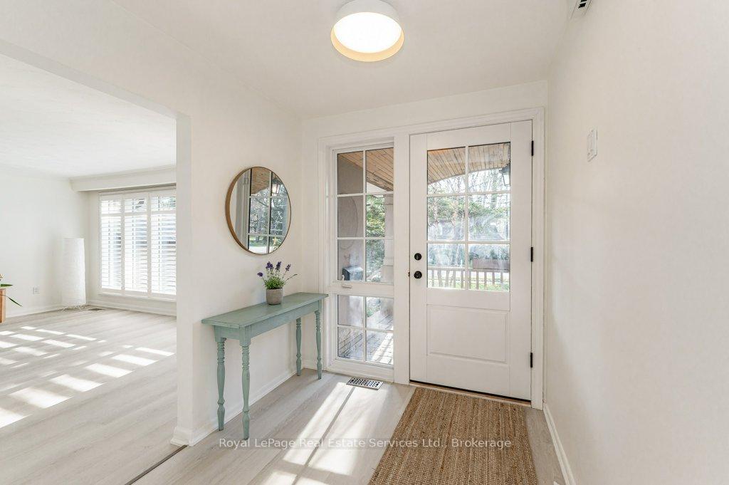 Photo 5 of 349 Wedgewood Drive, Oakville, Morrison — HOMEH