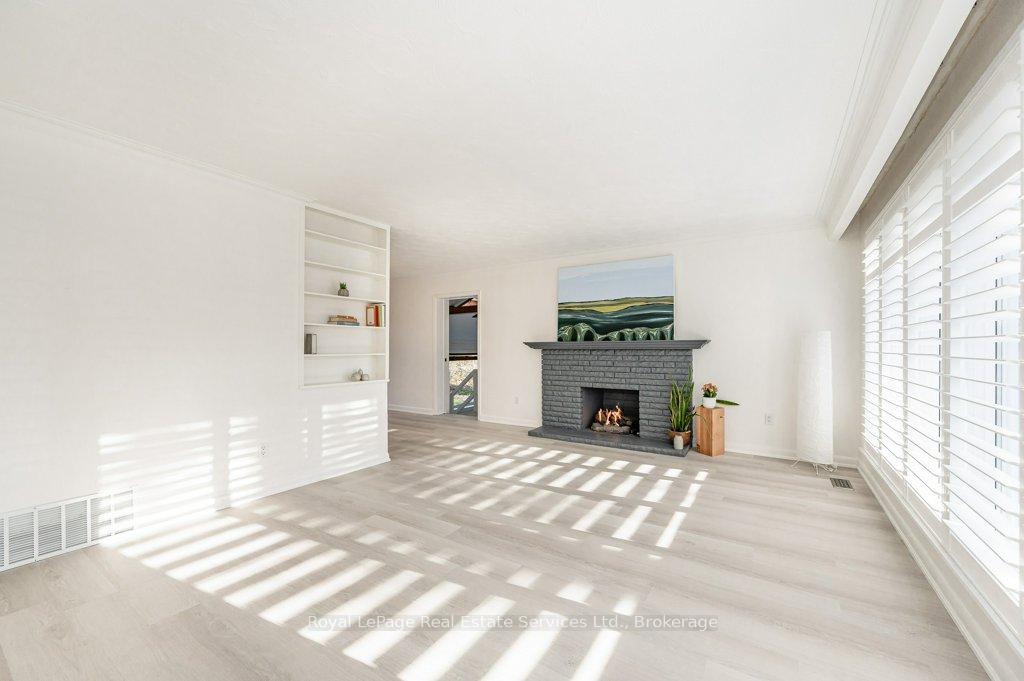 Photo 8 of 349 Wedgewood Drive, Oakville, Morrison — HOMEH