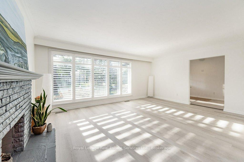 Photo 10 of 349 Wedgewood Drive, Oakville, Morrison — HOMEH