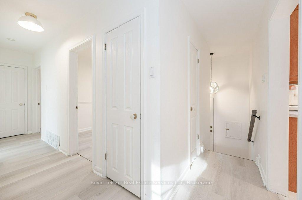 Photo 20 of 349 Wedgewood Drive, Oakville, Morrison — HOMEH
