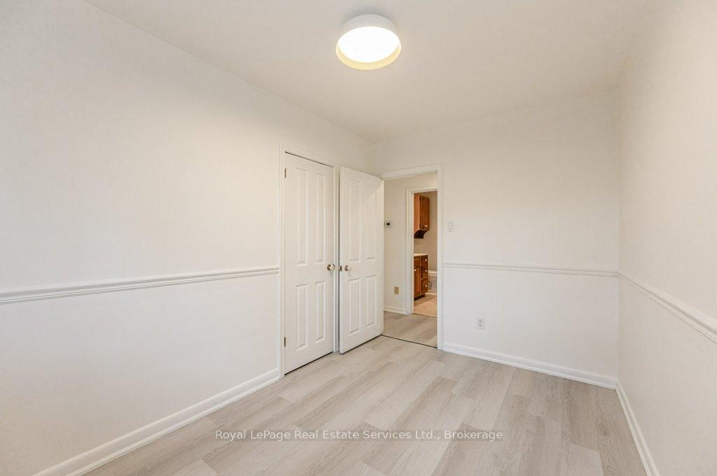 Photo 22 of 349 Wedgewood Drive, Oakville, Morrison — HOMEH