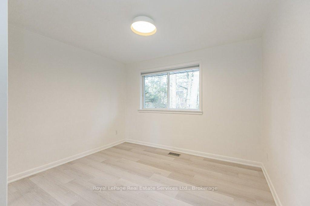 Photo 24 of 349 Wedgewood Drive, Oakville, Morrison — HOMEH