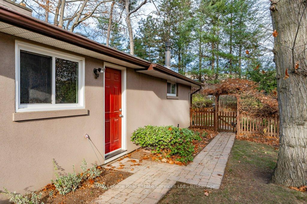 Photo 37 of 349 Wedgewood Drive, Oakville, Morrison — HOMEH