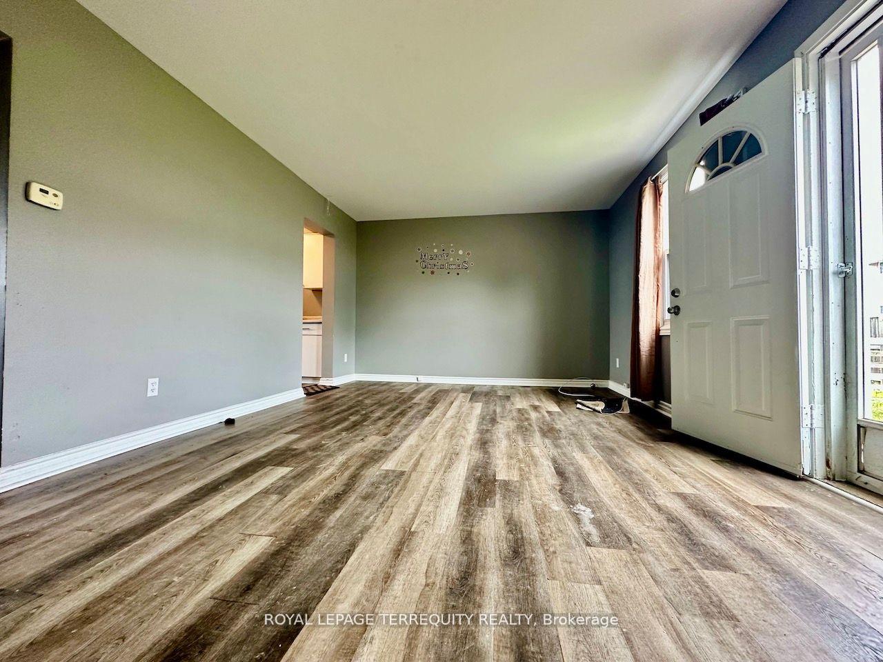 Photo 4 of 14 Orchard Place, Chatham-Kent — HOMEH