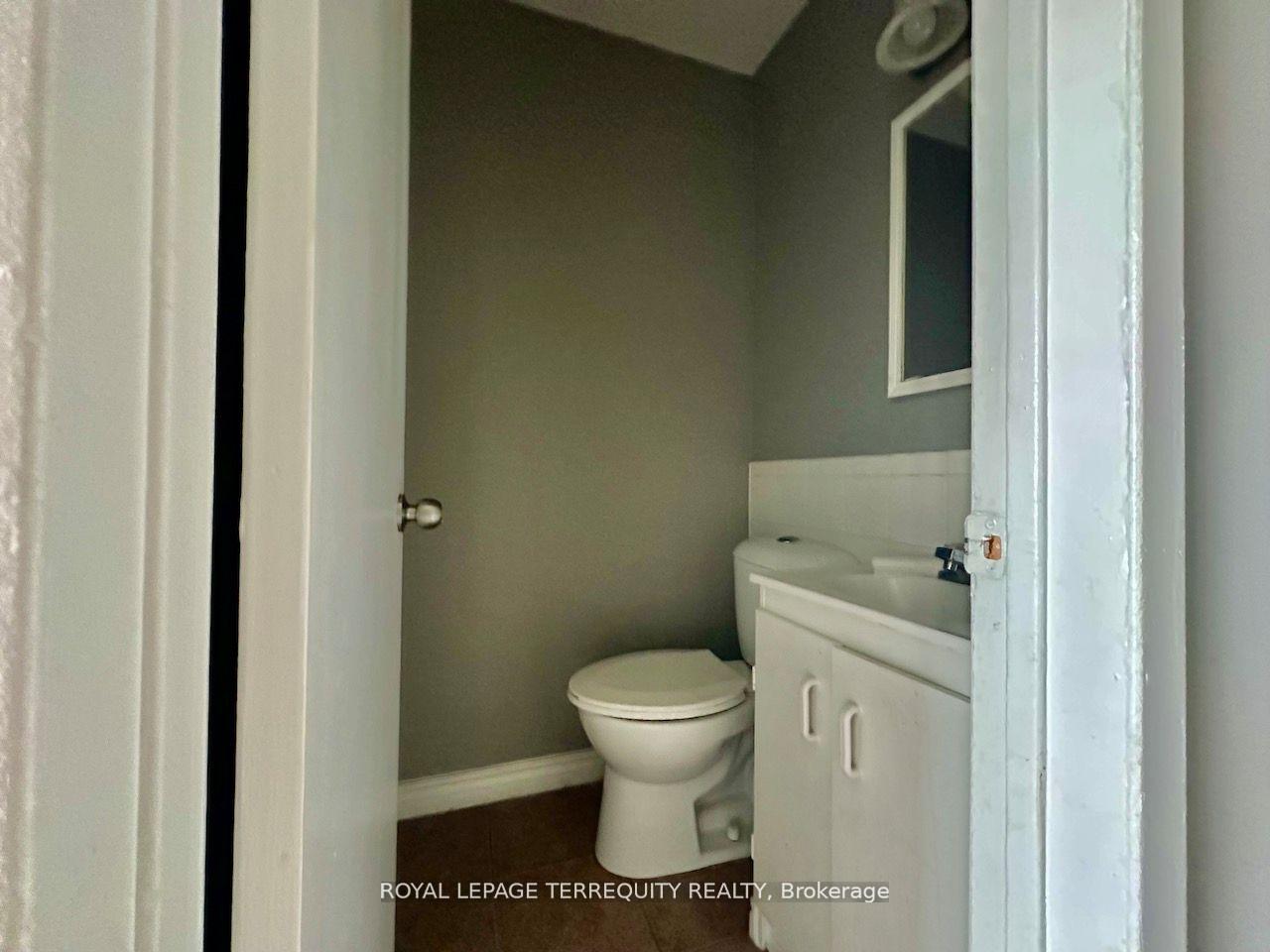 Photo 9 of 14 Orchard Place, Chatham-Kent — HOMEH