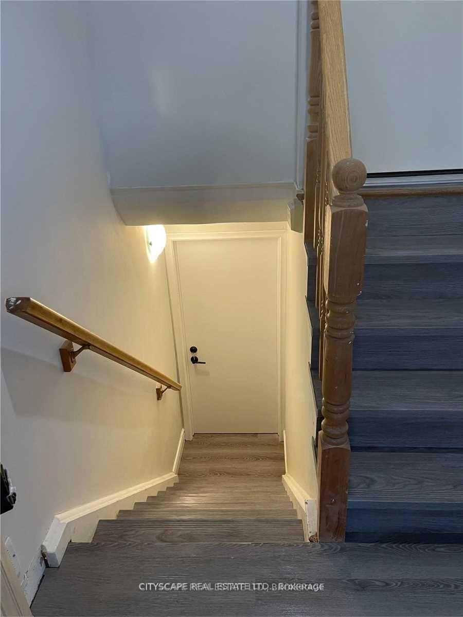 Front of Unit Basement, 162 Ontario Street S