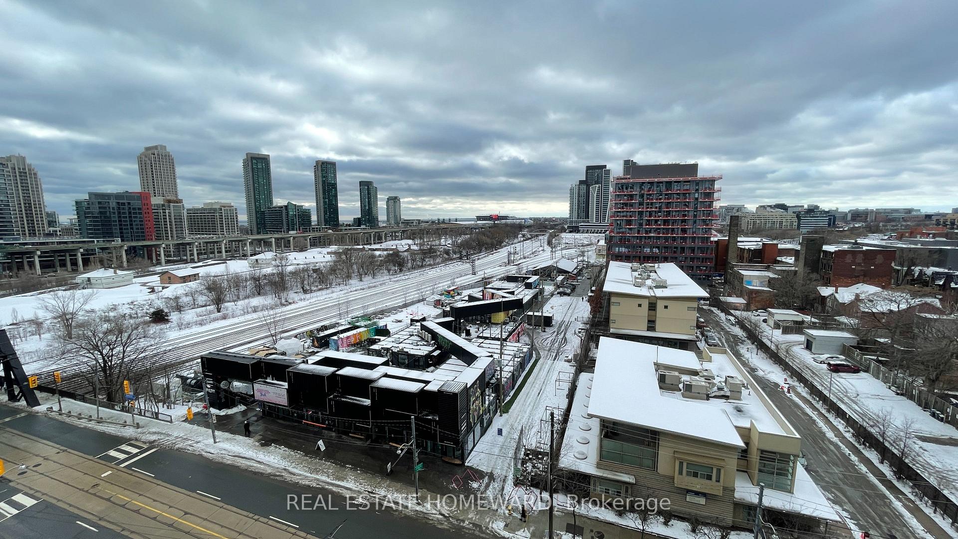 Photo 14 of Unit 813W, 27 Bathurst Street, Toronto, Waterfront Communities — HOMEH