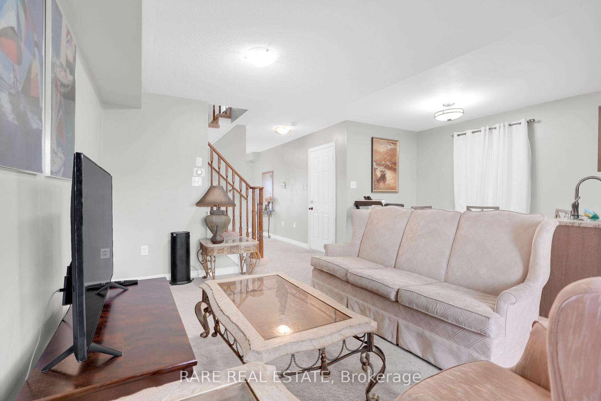 Photo 4 of 22 Admiral Crescent, Essa, Angus — HOMEH