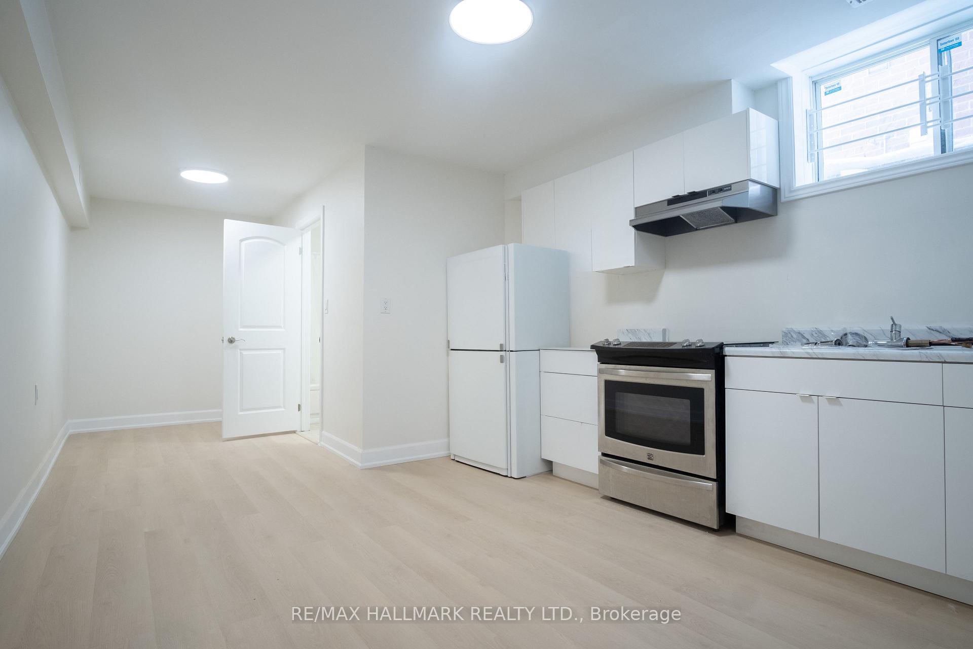 Front of Unit Basement 1, 118 Fairholme Avenue