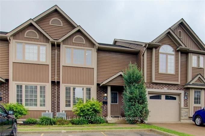 Front of Unit 17, 2635 Bateman Trail