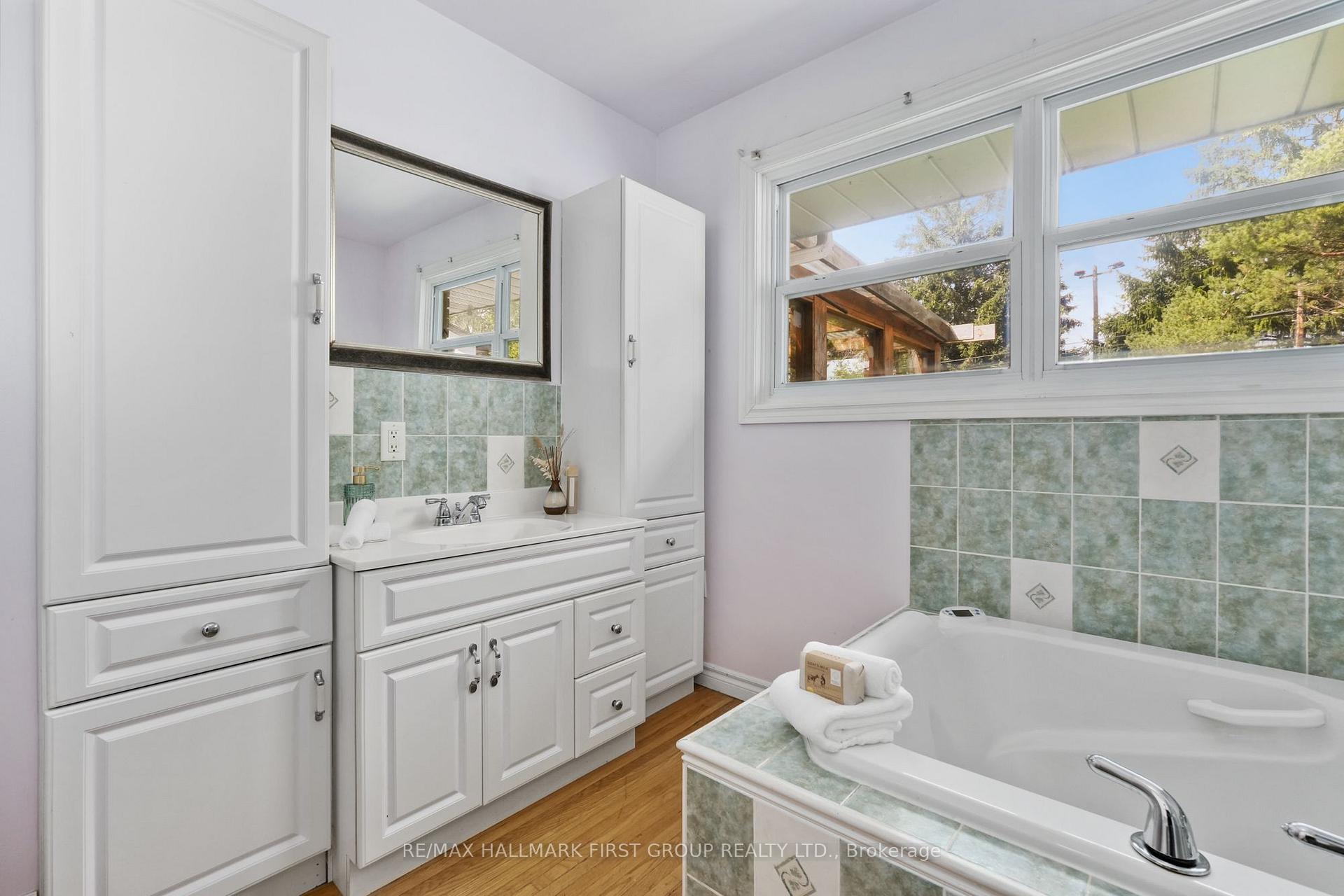 Photo 18 of 21 Gardiner Crescent, Cobourg — HOMEH