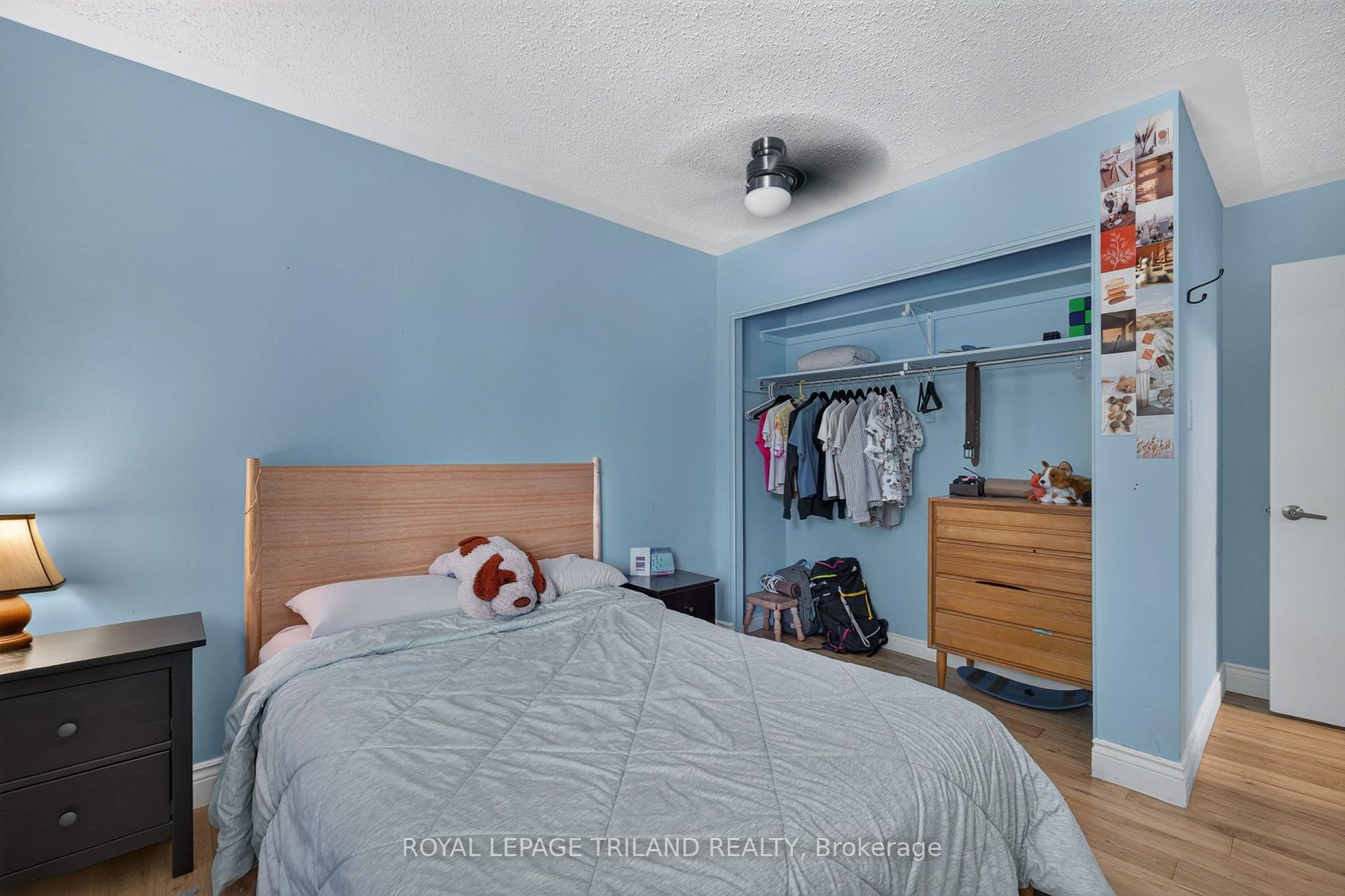 Photo 25 of 1077 Mahogany Crescent, London, North P — HOMEH