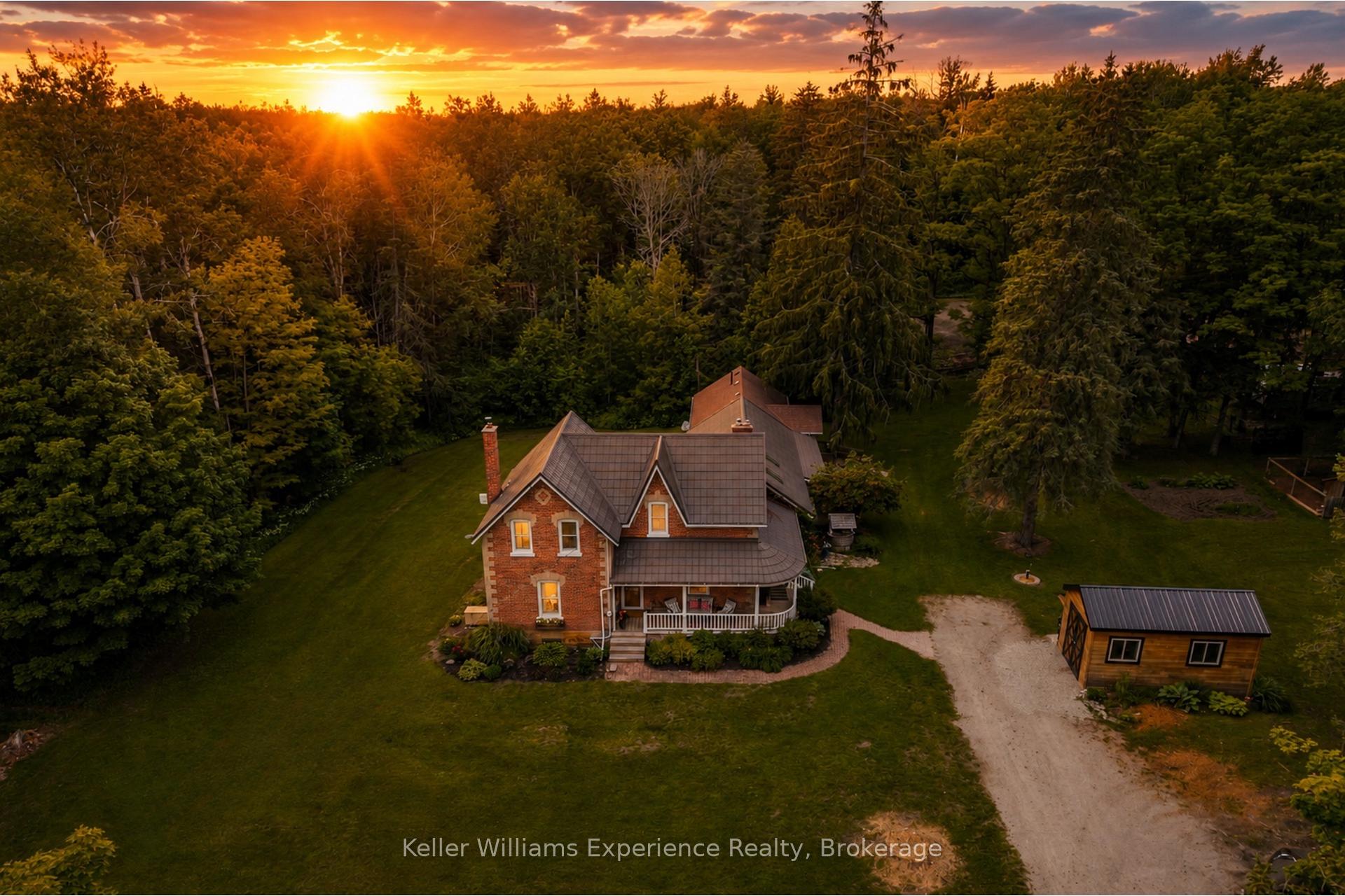 Photo of 3744 Flos 4 Road W