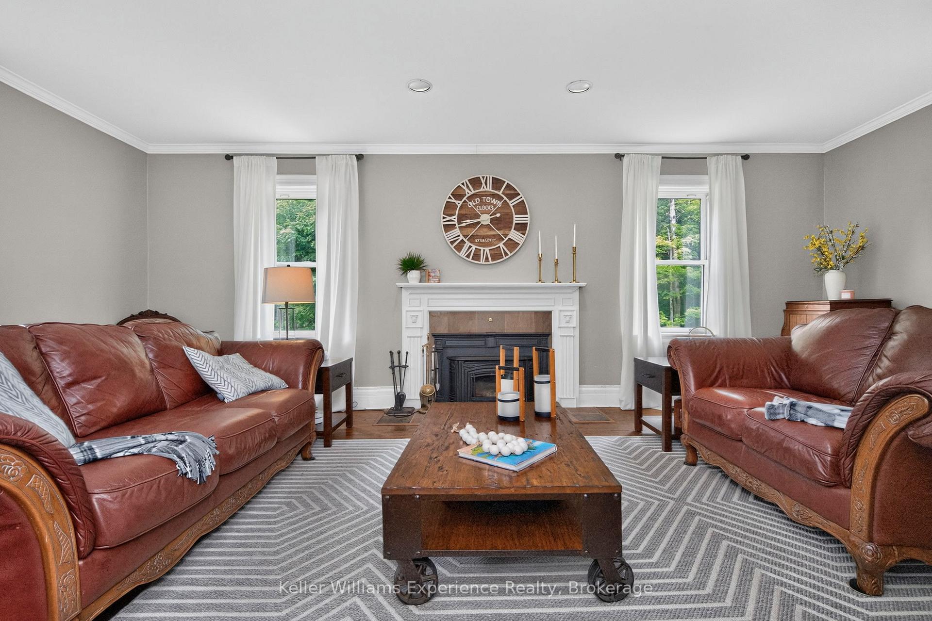 Photo 7 of 3744 Flos 4 Road W, Springwater, Rural Springwater — HOMEH
