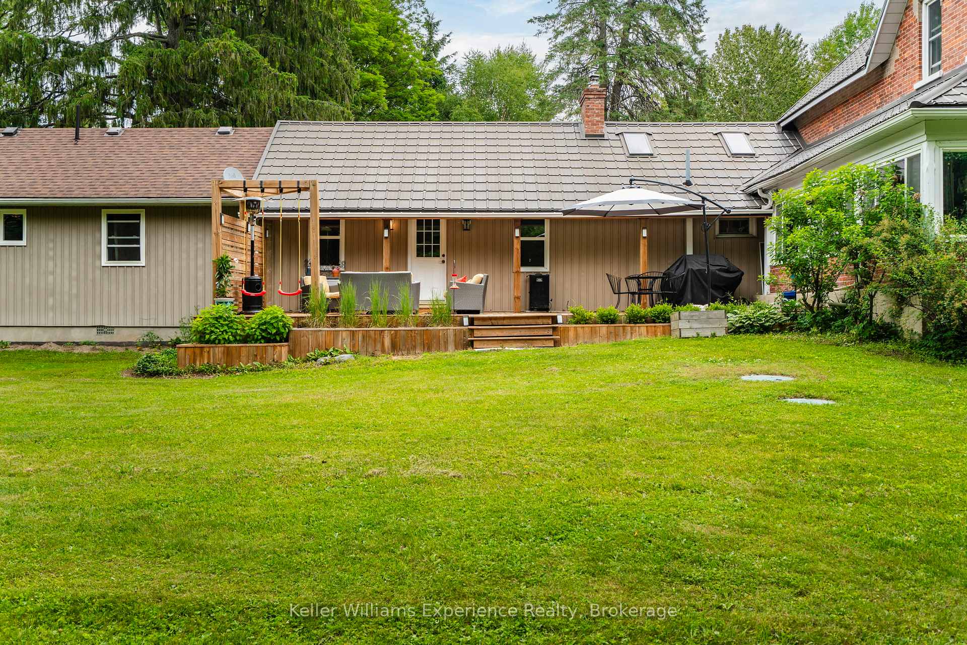 Photo 28 of 3744 Flos 4 Road W, Springwater, Rural Springwater — HOMEH