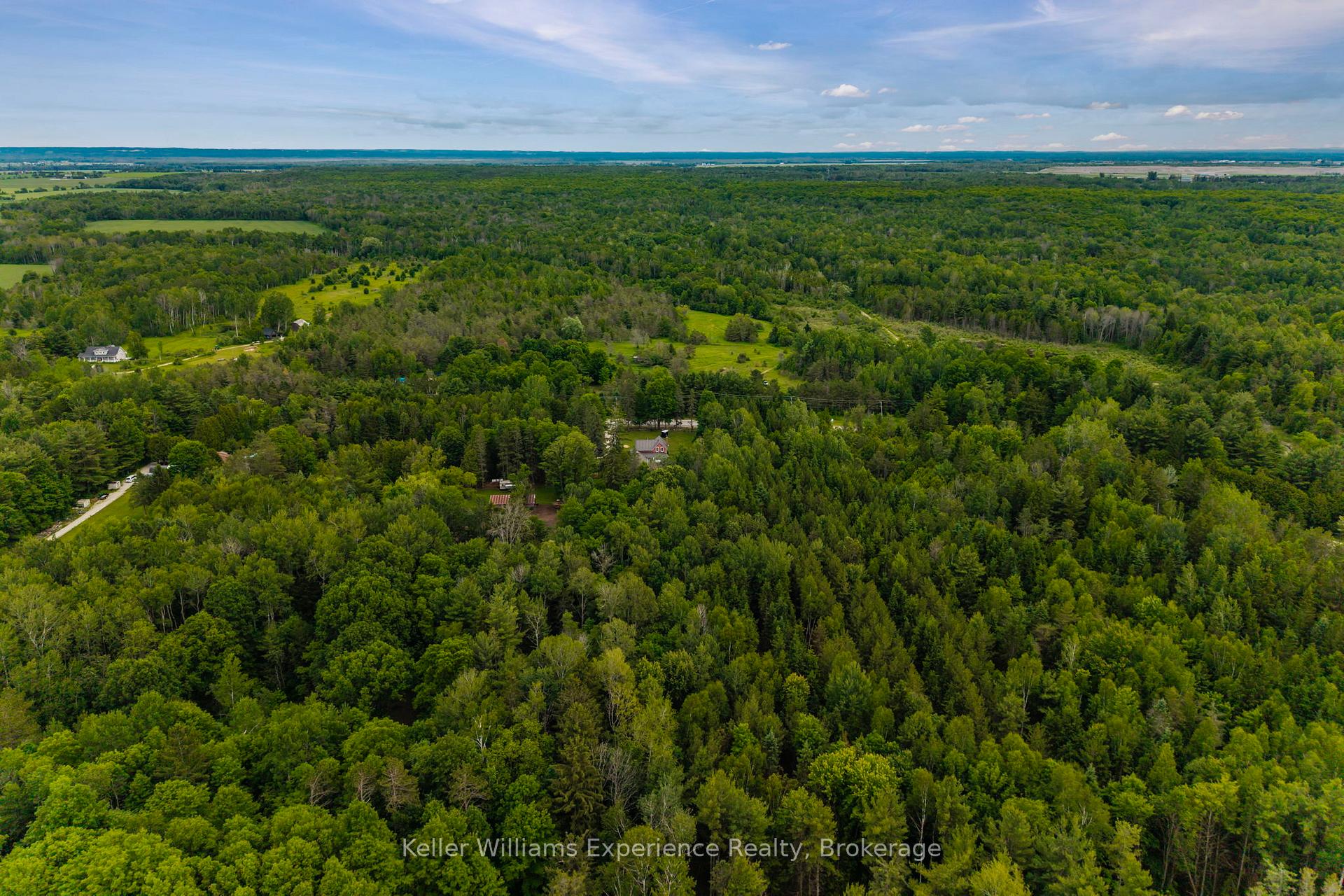 Photo 38 of 3744 Flos 4 Road W, Springwater, Rural Springwater — HOMEH
