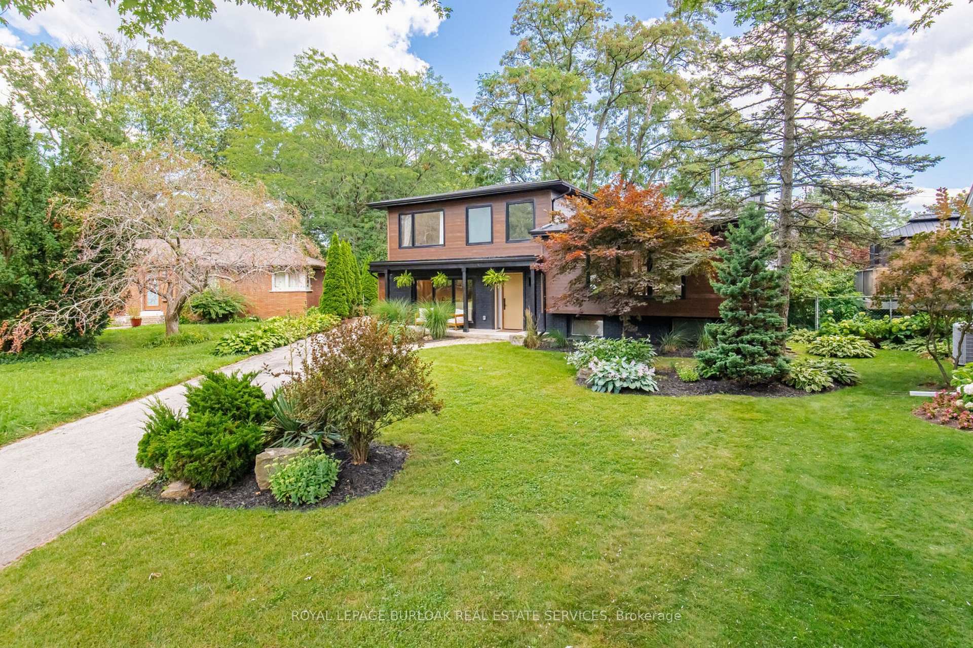 Photo 2 of 5216 Alton Road, Burlington, Appleby — HOMEH