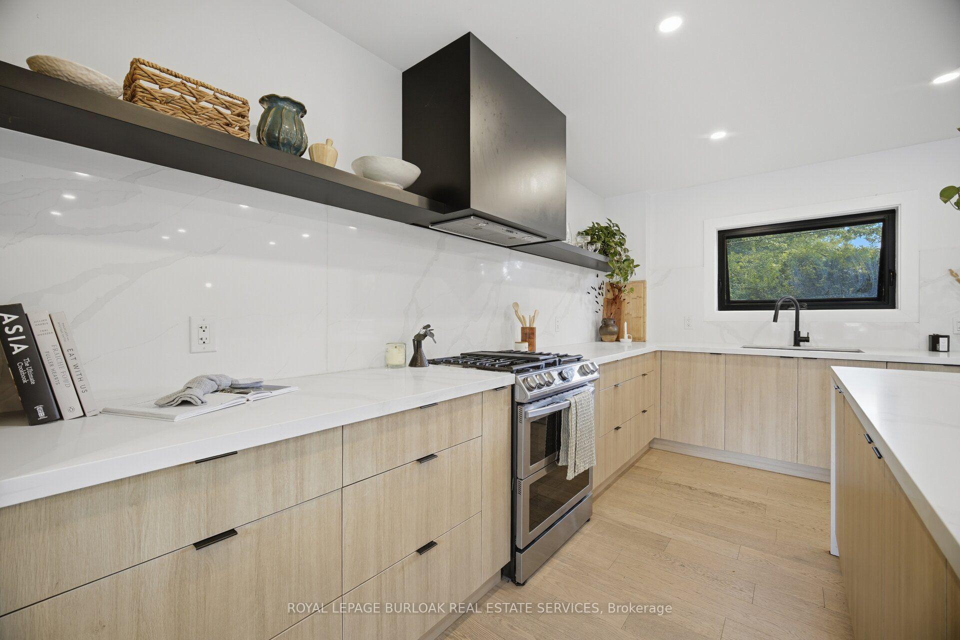 Photo 12 of 5216 Alton Road, Burlington, Appleby — HOMEH
