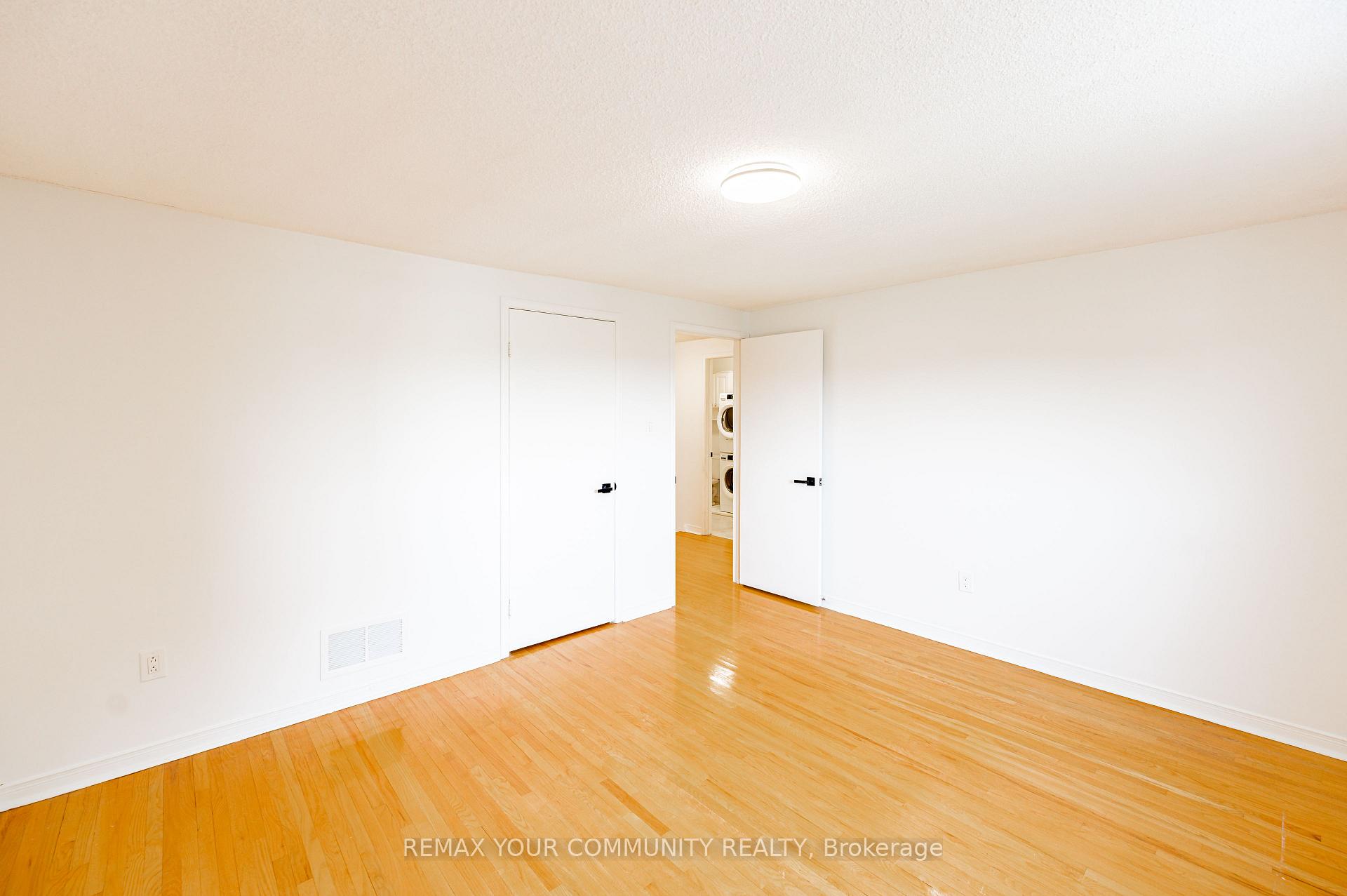 Photo 20 of Unit UPPER, 20 Terra Road, Vaughan, East Woodbridge — HOMEH