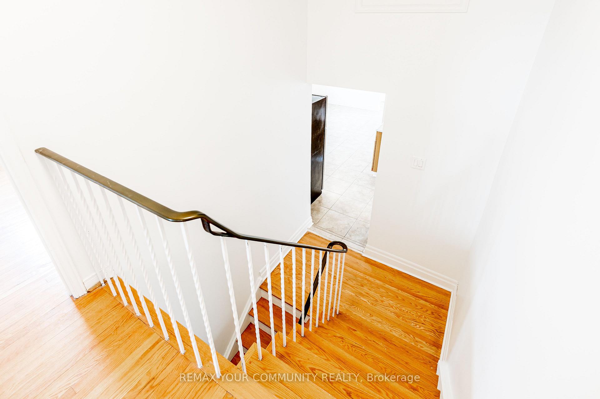 Photo 25 of Unit UPPER, 20 Terra Road, Vaughan, East Woodbridge — HOMEH