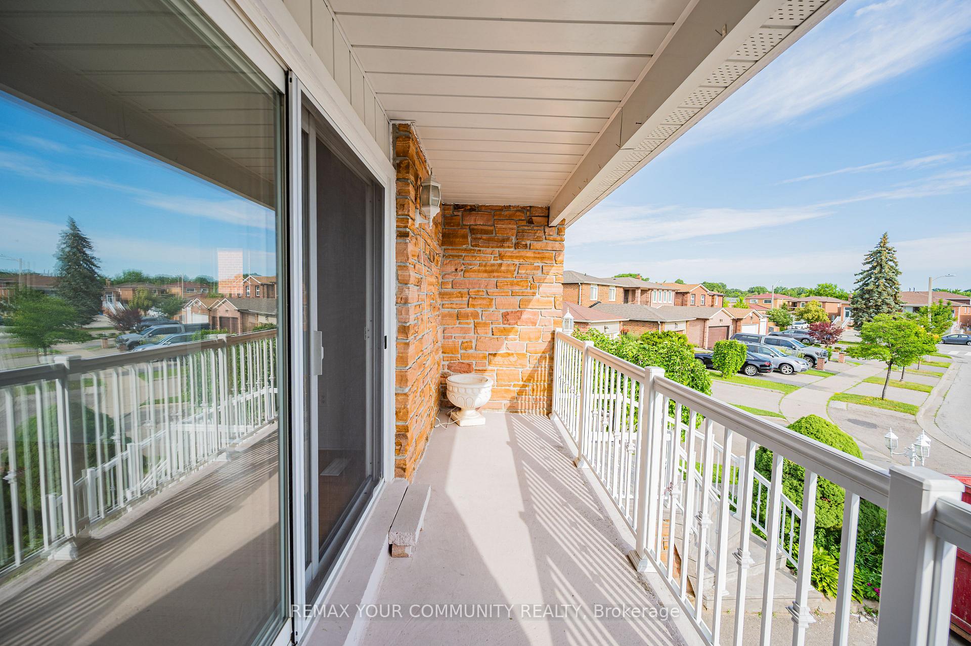 Photo 26 of Unit UPPER, 20 Terra Road, Vaughan, East Woodbridge — HOMEH