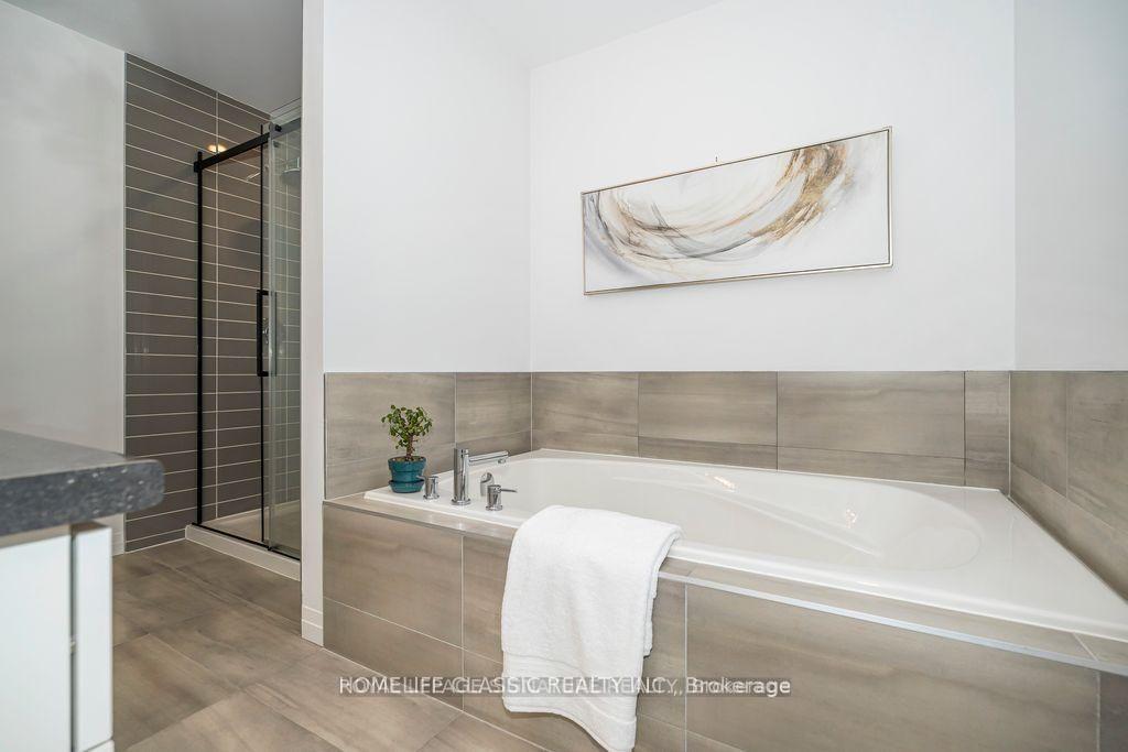 Photo 17 of Unit #174, 30 Times Square Boulevard, Hamilton, Stoney Creek Mountain — HOMEH