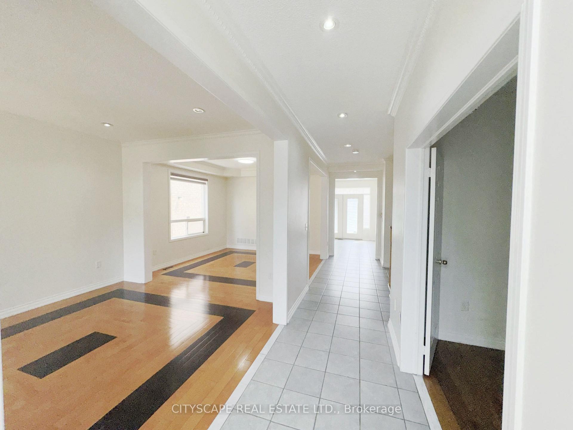 Photo 8 of 19 Selhurst Drive, Brampton, Vales of Castlemore — HOMEH
