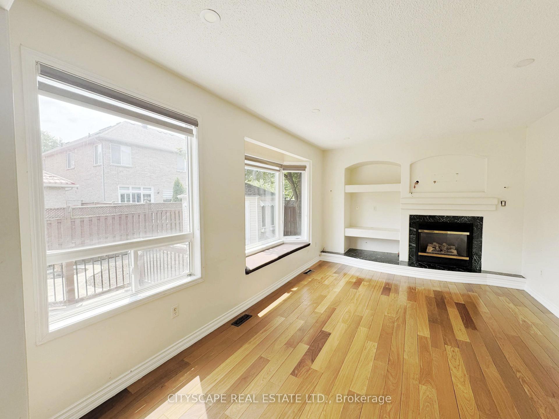 Photo 14 of 19 Selhurst Drive, Brampton, Vales of Castlemore — HOMEH