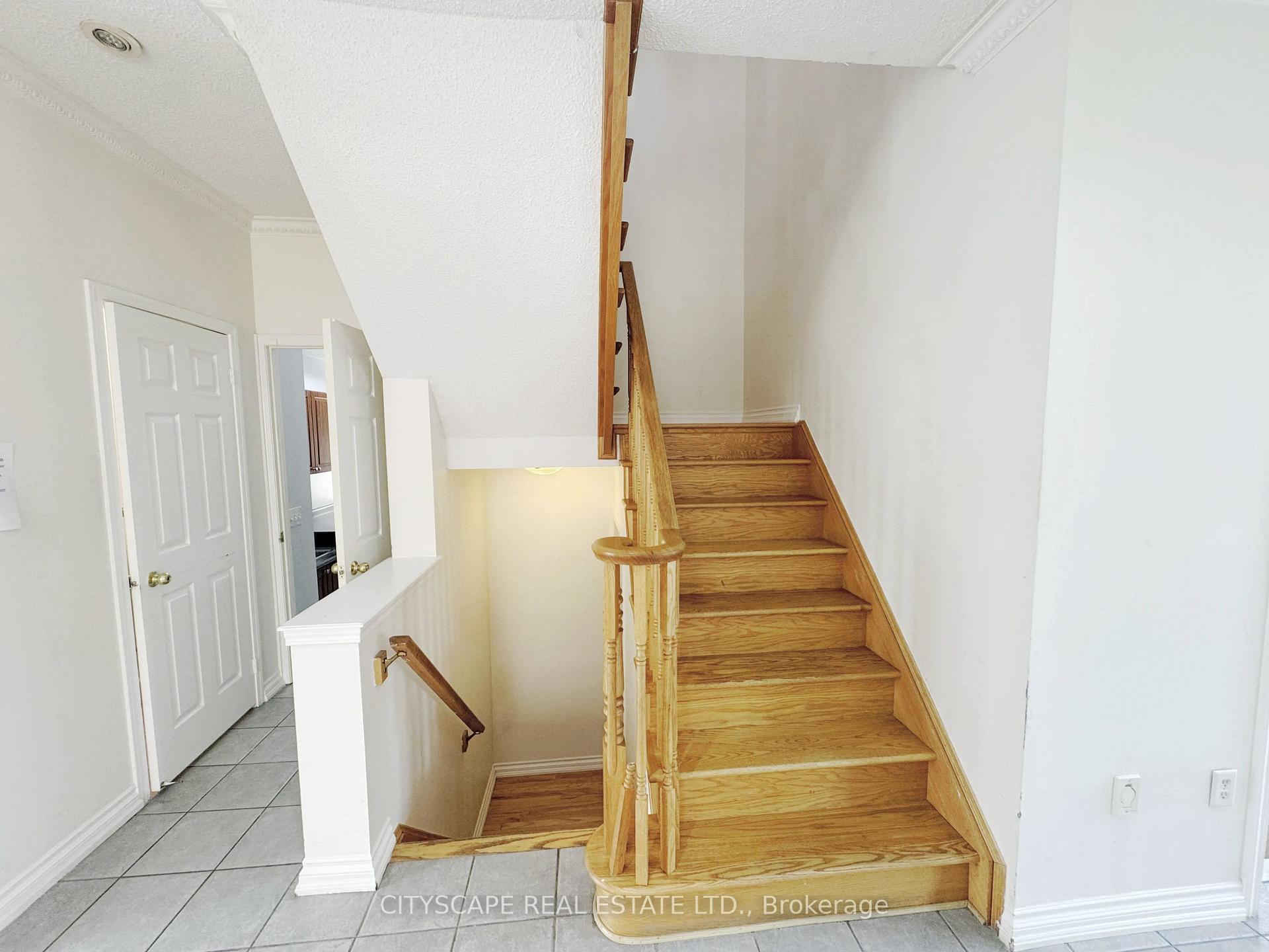 Photo 31 of 19 Selhurst Drive, Brampton, Vales of Castlemore — HOMEH