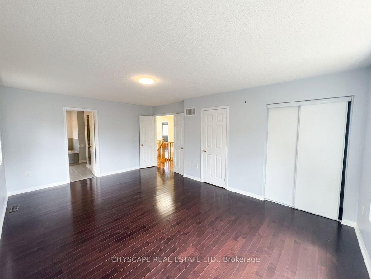 Photo 40 of 19 Selhurst Drive, Brampton, Vales of Castlemore — HOMEH
