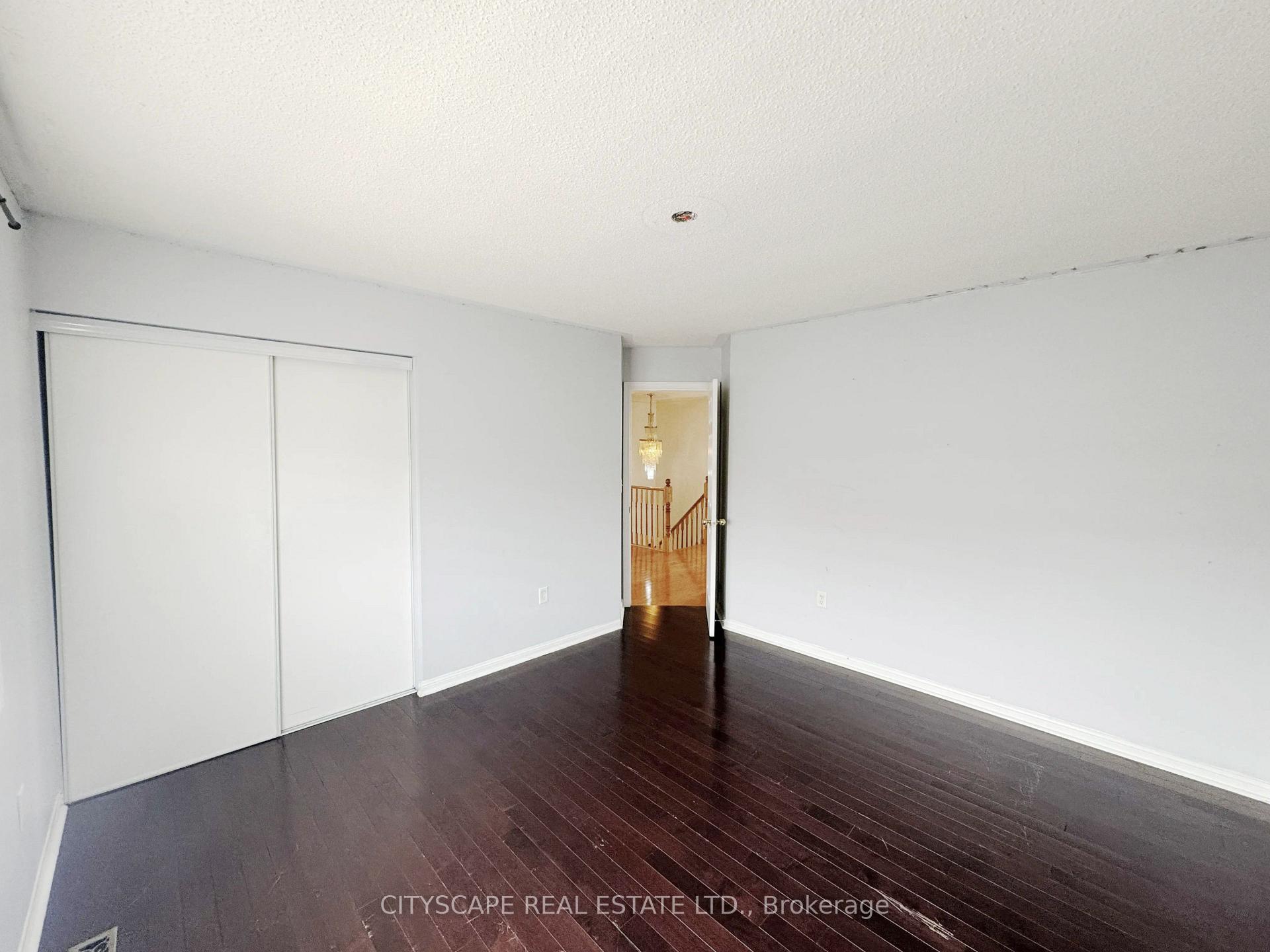 Photo 57 of 19 Selhurst Drive, Brampton, Vales of Castlemore — HOMEH